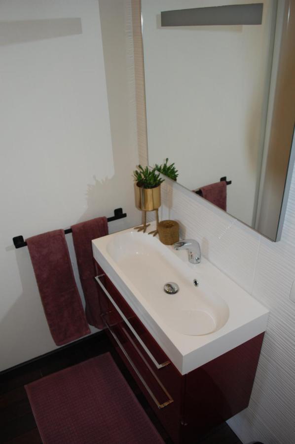 할레 Huis Nest Logies B&B 외부 사진